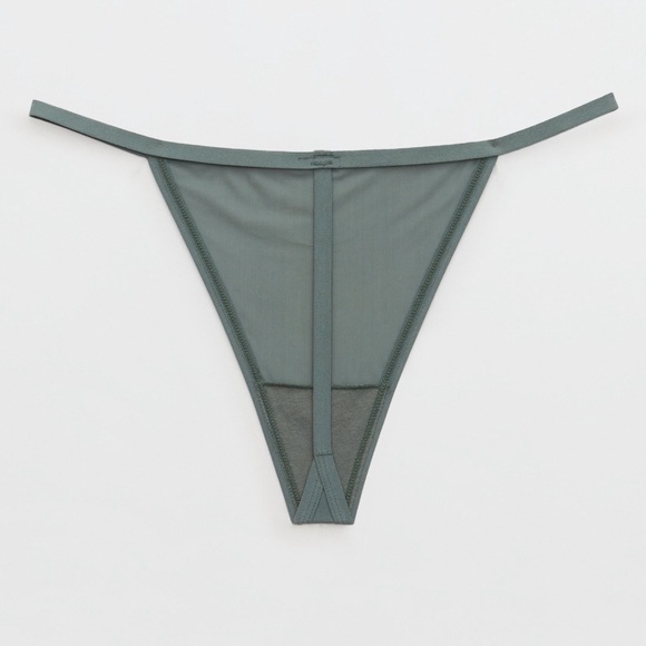 Aerie Lace Bralette and Two Panties - Picture 3 of 6